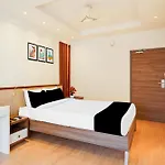 Super Townhouse Oak Kodambakkam Formerly Cine City