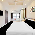 Super Townhouse Oak Kodambakkam Formerly Cine City