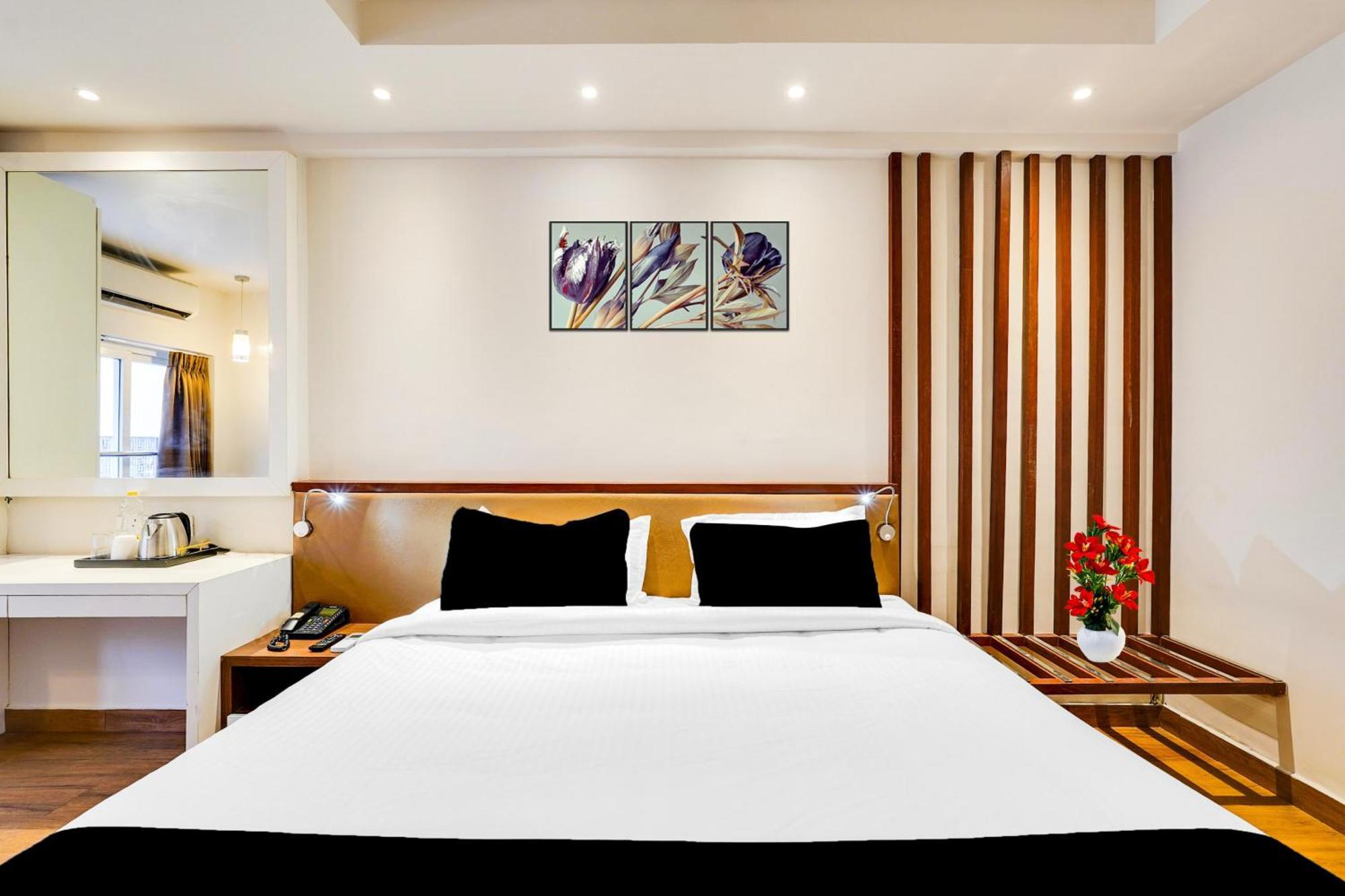 Super Townhouse Oak Kodambakkam Formerly Cine 3* Chennai